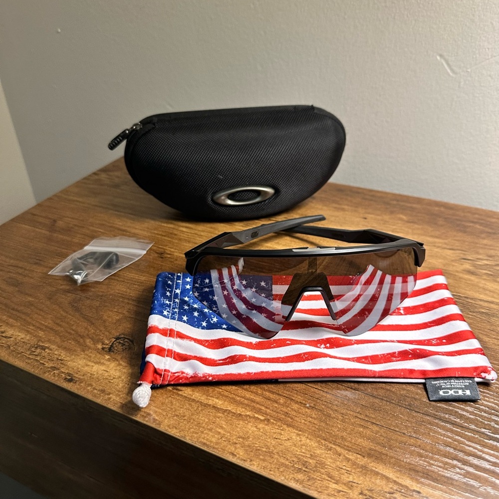 Oakley Sutro Lite Sweep Sunglasses